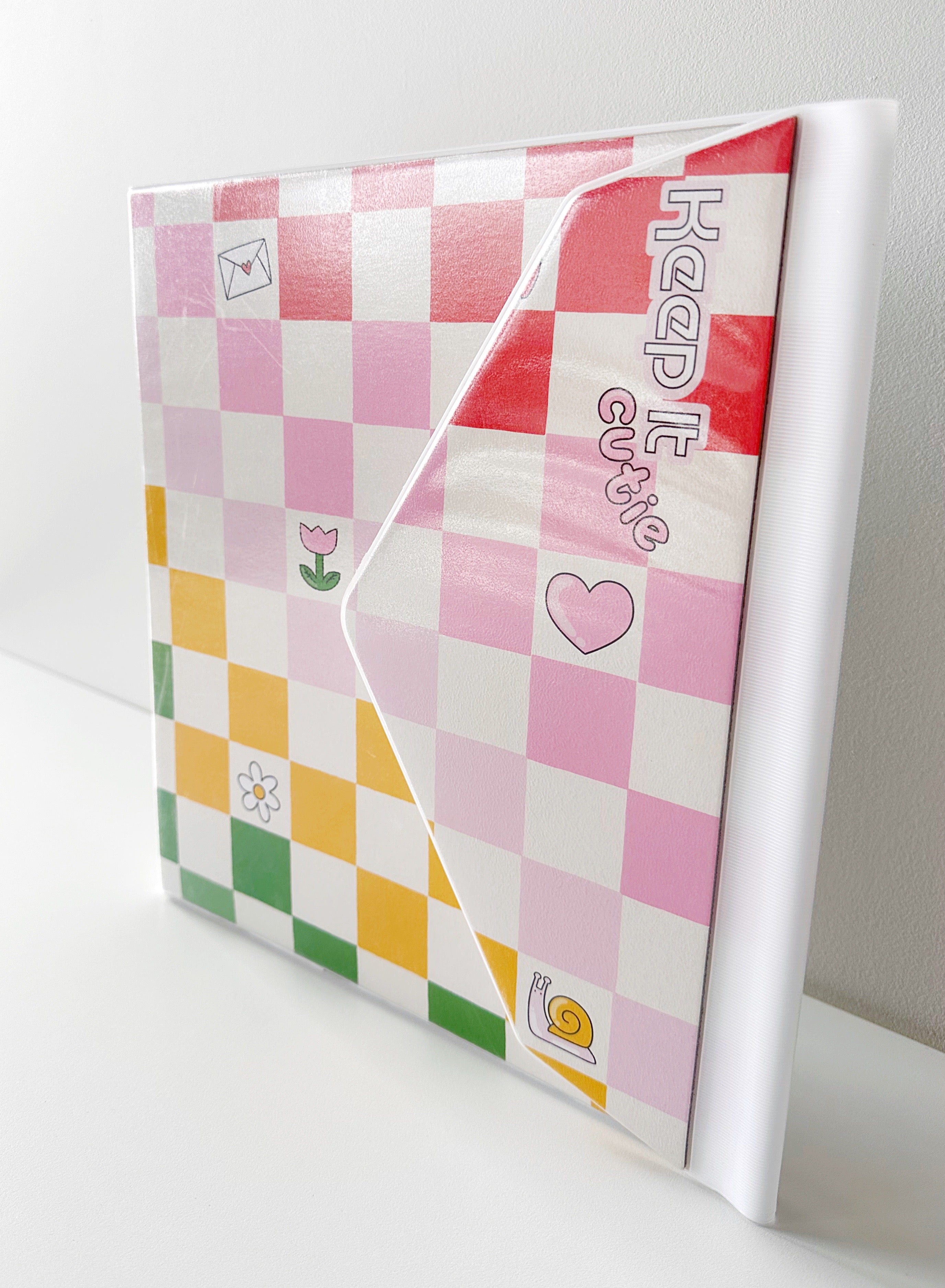 Keep It Cutie - Hello Rainbow Check