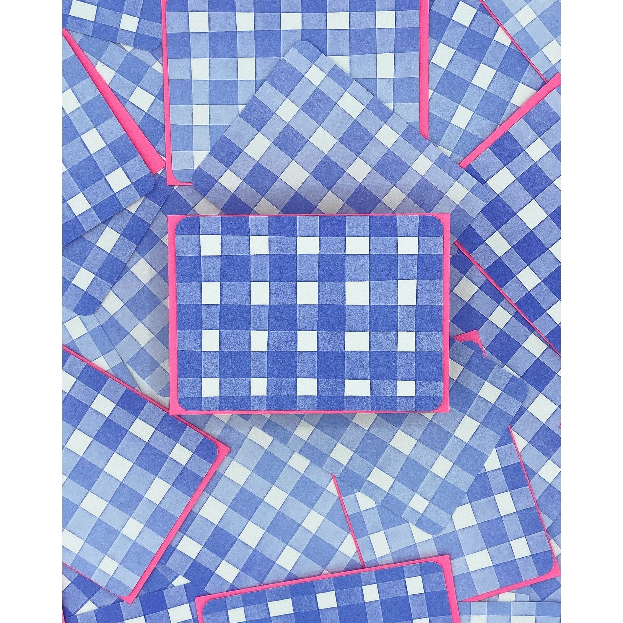 Lavender and white gingham patterned cards with hot pink envelopes.           